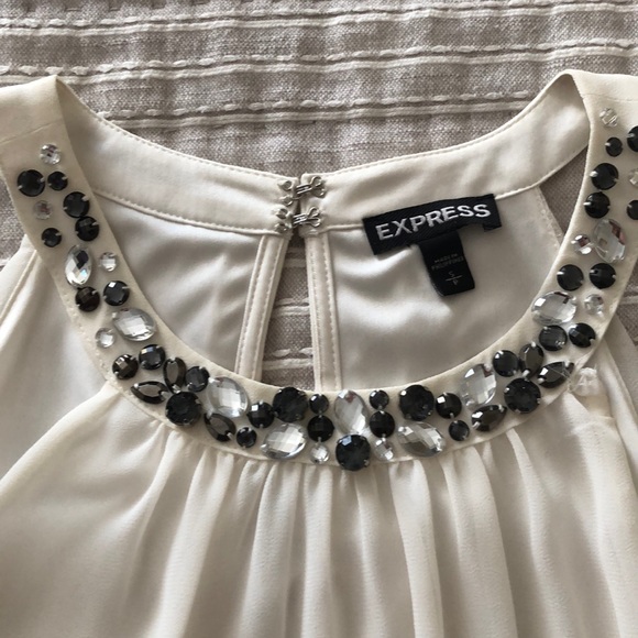 Express Top - Picture 2 of 3